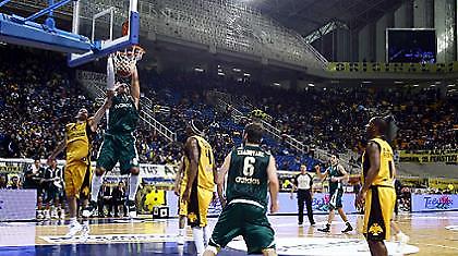 Μεγάλες νίκες για Πανιώνιο και ΑΕΚ