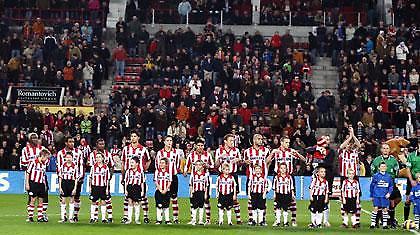 Eredivisie: «Γκέλες» για Αϊντχόφεν, Φέγενορντ, αναβολή στο Γκρόνιγκεν-Αγιαξ