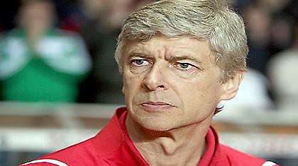 Βενγκέρ: « Θα κινηθούμε για έναν έμπειρο παίκτη»