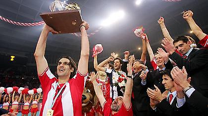 Η «πτώση» ενός «Αυτοκράτορα»