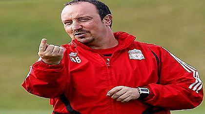 Μπενίτεθ: «Το μυαλό στο πρωτάθλημα»