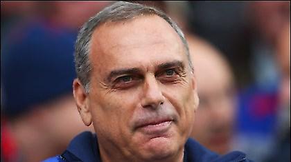 Ο Γκραντ θέλει Μέσι και Κακά