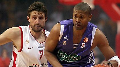 A1: Προβλήματα για «δράκο»