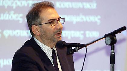 «Παράσταση» «αιωνίων» στην ΚΕΔ