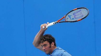 Στον τελικό Οικονομίδης, Γιακούποβιτς