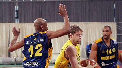 A1: Παρών ο Μότολα