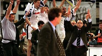 Δέκα χρόνια μετά...