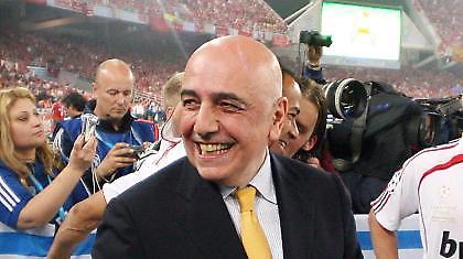 Γκαλιάνι: «Δεν θα πάρουμε τον Ροναλντίνιο με οποιοδήποτε κόστος»