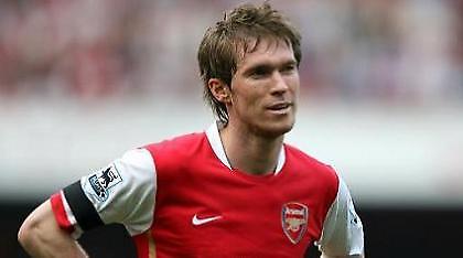 Μήνυμα παραμονής στην Άρσεναλ από Χλεμπ