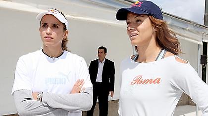 Πάσχα στο... αεροπλάνο