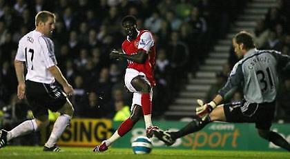 Premiership: Καταιγίδα η Άρσεναλ