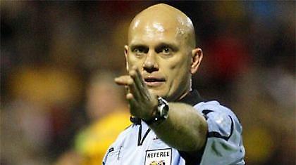 Οι διαιτητές του Κυπέλλου UEFA