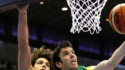 Χάνουν το Πεκίνο ΜακΚίνον, Σμιθ