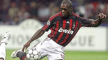 Ζέεντορφ: «Δεν είναι προτεραιότητα ο Ροναλντίνιο»