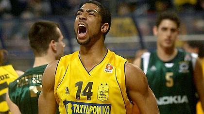 Μάσεϊ: «Θέλουμε κοντά μας τον κόσμο»