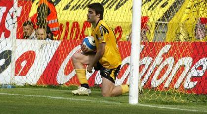 «Γκρεμίζει» την εικόνα της