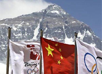 Στην κορυφή του κόσμου η Ολυμπιακή Φλόγα