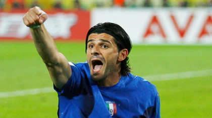 Αμφίβολος ο Ιακoυίντα