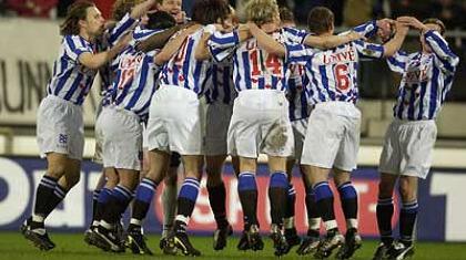 Eredivisie: Πρώτο βήμα για Χέρενφεν-Ναϊμέγκεν