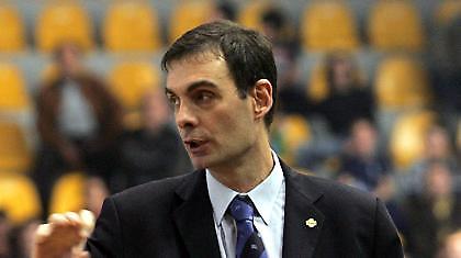 A1: Επιστροφή και συναντήσεις