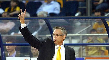 A1: Μοίρασε δώρα ο Χέρμπερτ