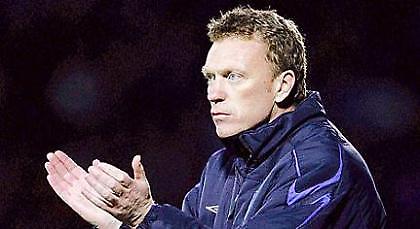 Ανανεώνει ο Μόγες με Έβερτον