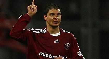 «Καμία επαφή με Άιντραχτ για Χαριστέα»