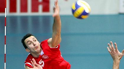 Πήρε Γιορντάνοφ, ανανέωσε τρεις η ΕΑΠ