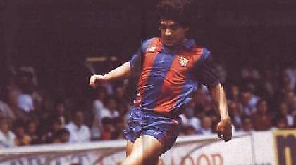 Μαραντόνα: «Λάθος να πωληθεί ο Ροναλντίνιο»