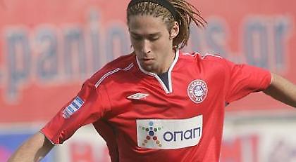 Στην... πλατεία ο Ντ’Ακόλ