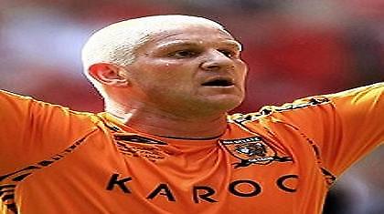 Στην Πρέμιερσιπ η Χαλ