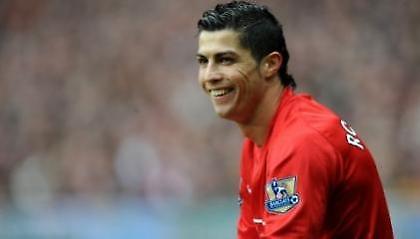 Απειλεί με καταγγελία στη FIFA τη Ρεάλ η Μαν.Γιουνάιτεντ