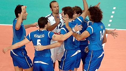 Δύο ''εισιτήρια'' αναζητούν κάτοχο