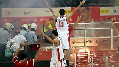 Α1: Τιμωρία δυο αγωνιστικών στον Ολυμπιακό