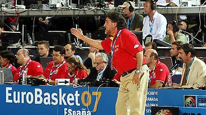 Ερνάντεθ: «Θα δημιουργήσουν αιτίες για την απομάκρυνσή μου»