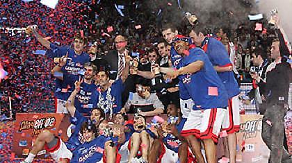 Πρωταθλήτρια η Ταού