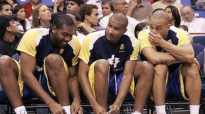 Εκτός ο Νενέ