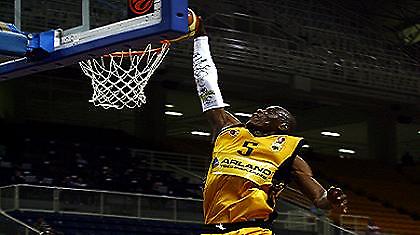 Ισπανοί «μνηστήρες» για Αμάρα Σι