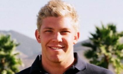 Στη  Βουλιαγμένη ο Χάτεν