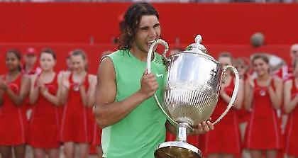 Επιτέλους, τίτλος στο χορτάρι για Ναδάλ
