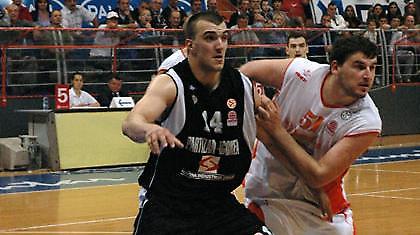 Με «σούπερ» Πέκοβιτς το 2-1 η Παρτιζάν