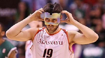 Πήρε Σαν Εμετέριο η Τάου