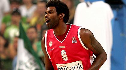 Κερδίζει πόντους ο Γουντς