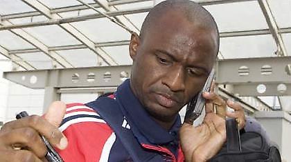 Βιεϊρά: «Να μείνει ο Ντομενέκ»