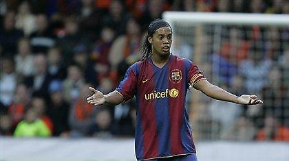 Επιμένει για Ροναλντίνιο η Μίλαν