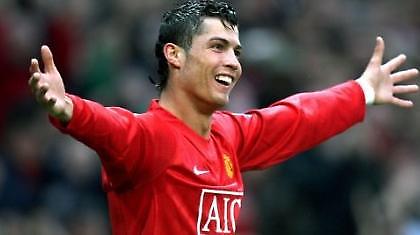 Βενγκέρ: «Πιστεύω ότι ο Ρονάλντο θα μείνει στη Γιουνάιτεντ»