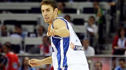 Πελεκάνος: «Μεγάλη ευκαιρία για μένα ο Ολυμπιακός»