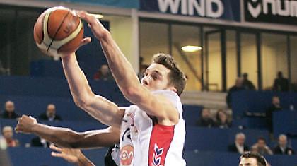 Α1: Παραμένει ο Κένταλ, παρελθόν ο Αγγελόπουλος