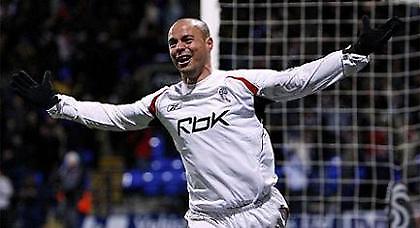 «Περιμένουμε τον Στέλιο στη Χαλ»