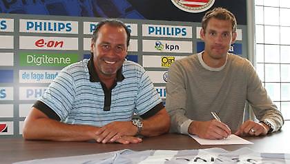 Οριστικά στην Αϊντχόφεν ο Ίσακσον